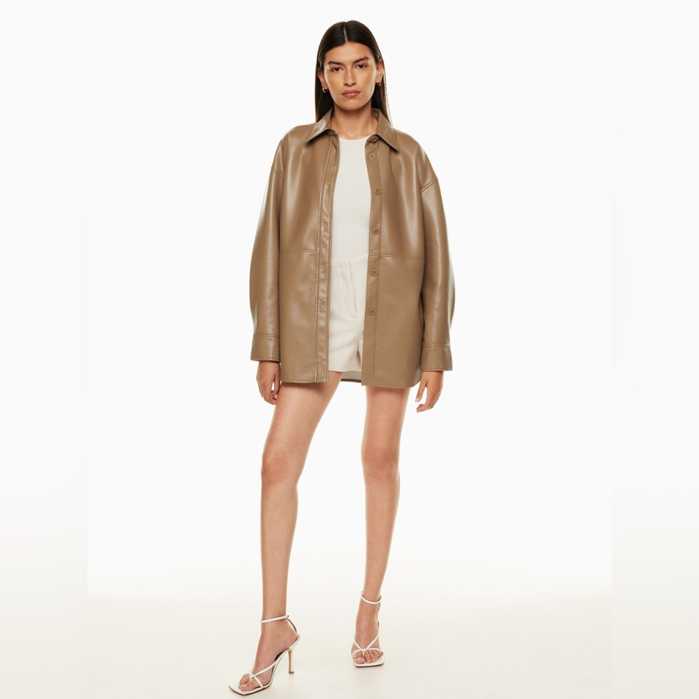 Babaton Pelli Shirt Jacket
Relaxed UnReal Leather shacket XL Tan Aritzia